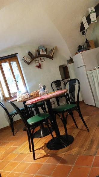 B&B Da Giua' Apricale Exteriör bild